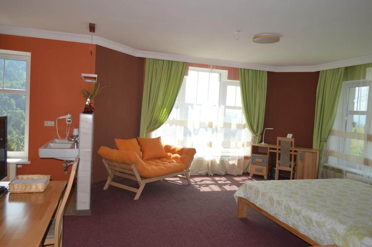 Bed and Breakfast Дбайлива Ципа Mizhhirya  Экстерьер фото